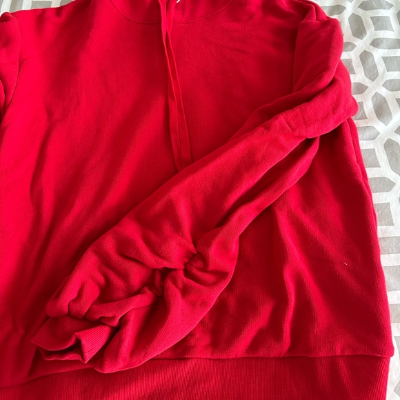 Sweatshirt - Picture 2 of 3